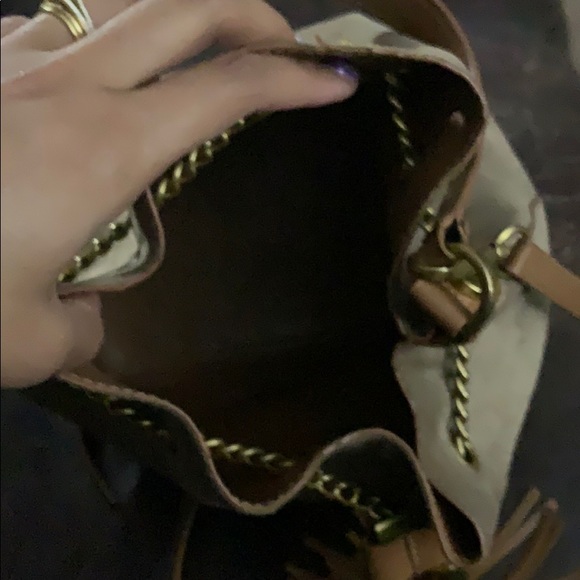 Venus Mini Velvet Crossbody - Picture 4 of 5